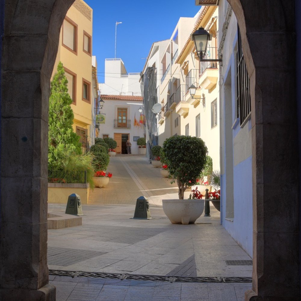 Forat de la Mar stone arch in Calpe Old Town
