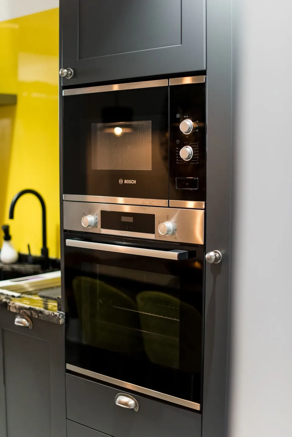 Casa Toro kitchen oven and microwave for easy holiday meals