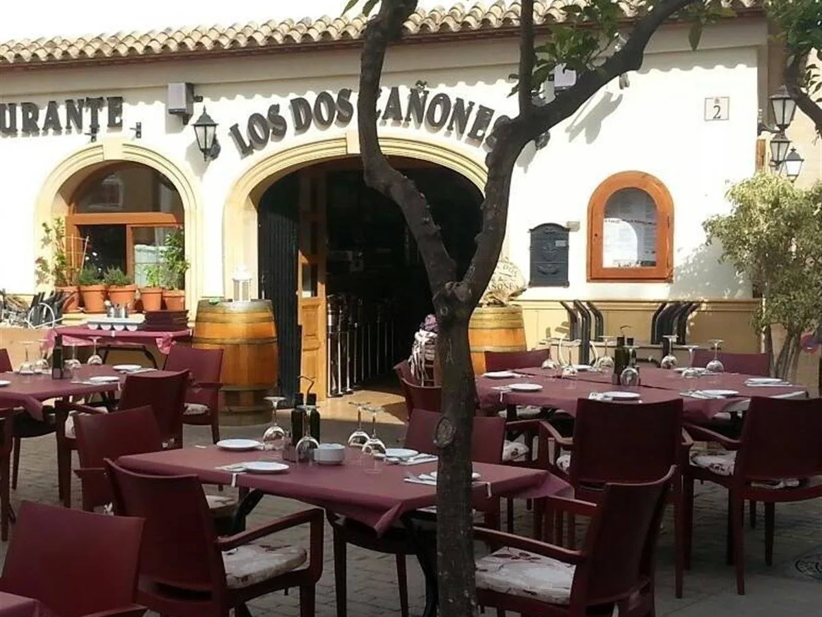 Los Dos Ca&ntilde;ones restaurant in Calpe Old Town